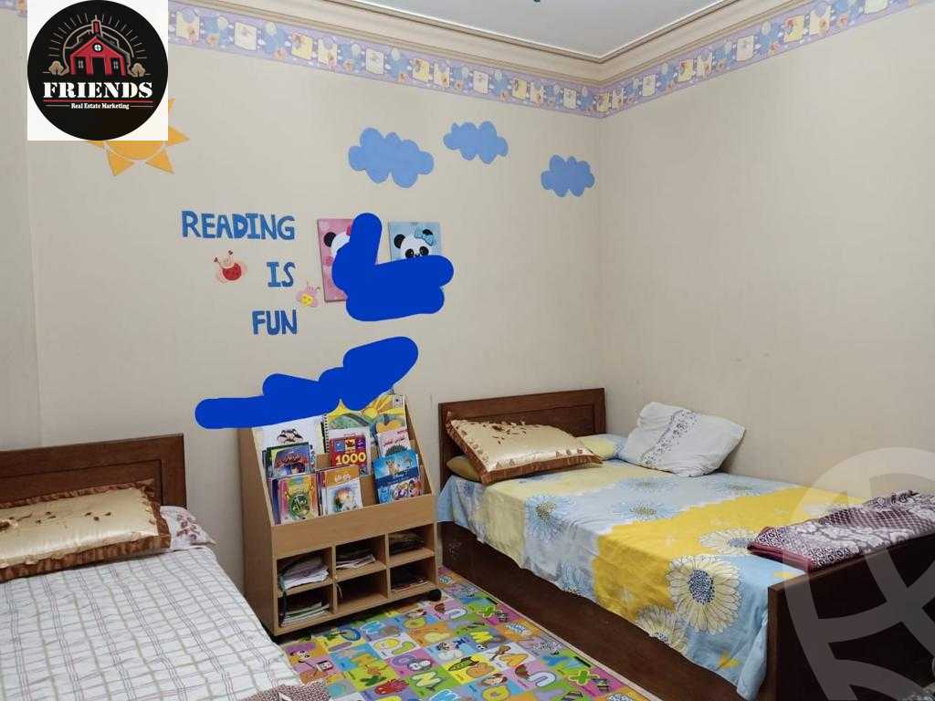 https://aqarmap.com.eg/en/listing/5569762-for-sale-cairo-el-sheikh-zayed-city-compounds-el-khamayel