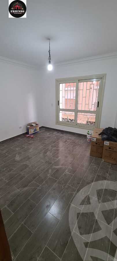 https://aqarmap.com.eg/en/listing/5574325-for-sale-cairo-el-sheikh-zayed-city-compounds-el-khamayel