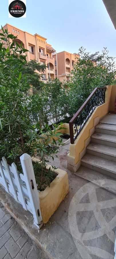 https://aqarmap.com.eg/en/listing/5574325-for-sale-cairo-el-sheikh-zayed-city-compounds-el-khamayel