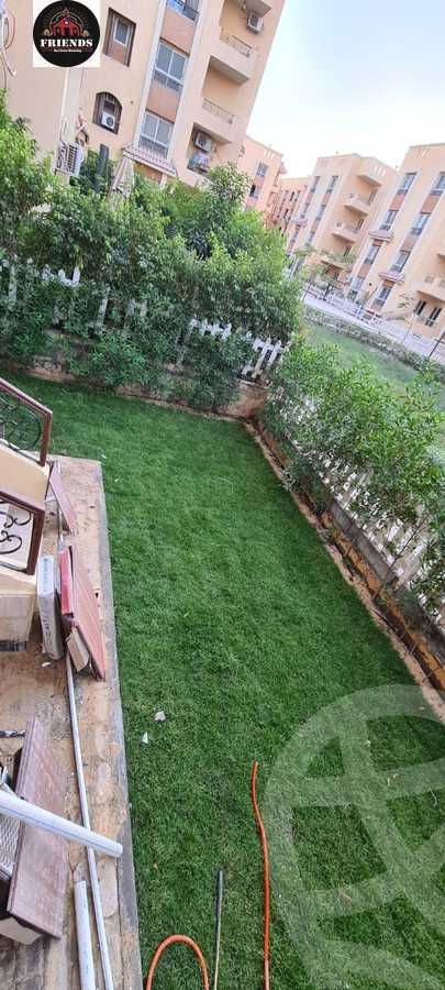 https://aqarmap.com.eg/en/listing/5574325-for-sale-cairo-el-sheikh-zayed-city-compounds-el-khamayel