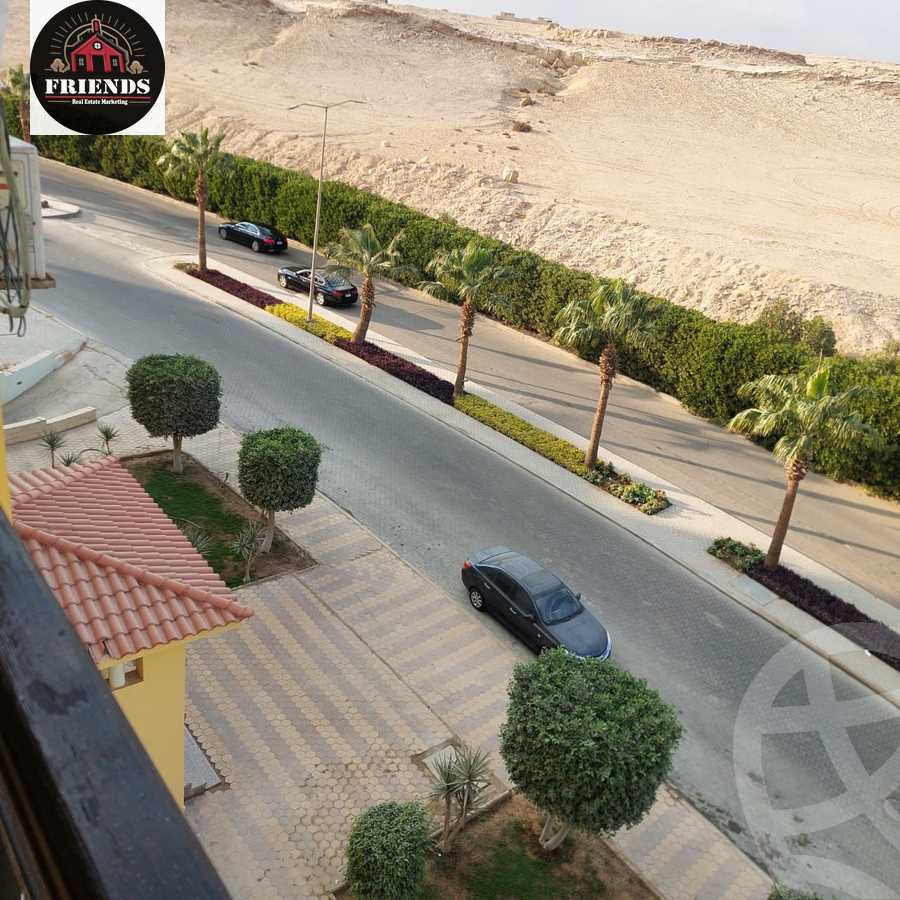 https://aqarmap.com.eg/en/listing/5574342-for-sale-cairo-6th-of-october-compounds-dream-land-flower-resort