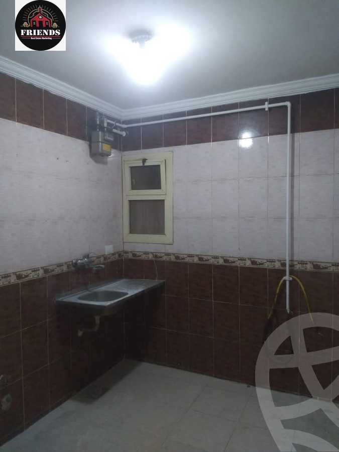 https://aqarmap.com.eg/en/listing/5602810-for-sale-cairo-6th-of-october-el-ahyaa-neighborhood-4th-street-5