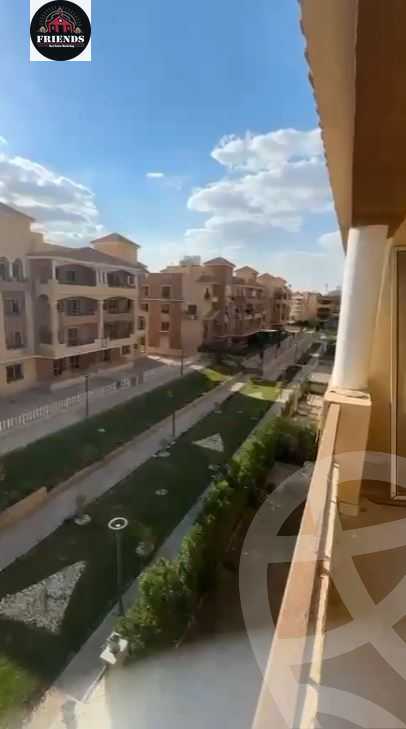 https://aqarmap.com.eg/en/listing/5647796-for-sale-cairo-el-sheikh-zayed-city-compounds-el-khamayel