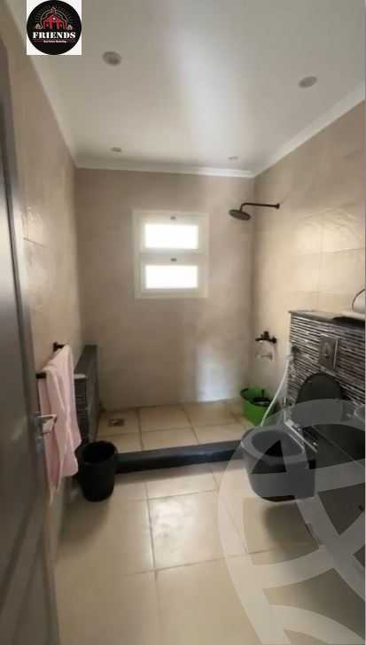 https://aqarmap.com.eg/en/listing/5647796-for-sale-cairo-el-sheikh-zayed-city-compounds-el-khamayel