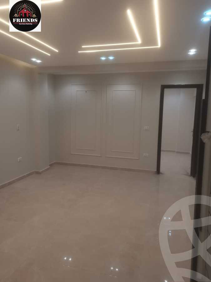https://aqarmap.com.eg/ar/listing/5664596-for-sale-cairo-6th-of-october-el-ahyaa-neighborhood-3rd-street-6
