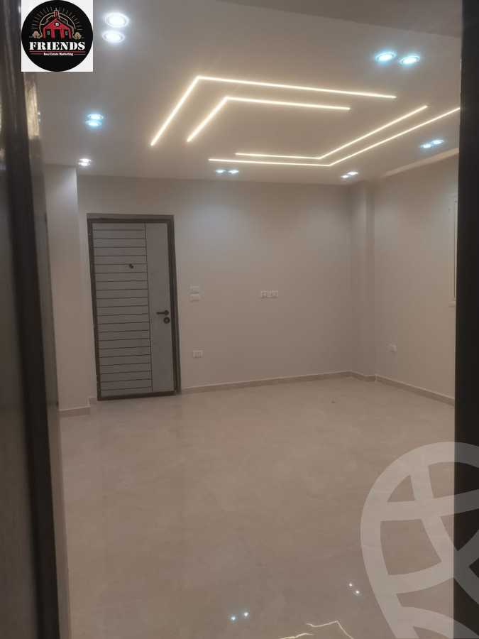 https://aqarmap.com.eg/ar/listing/5664596-for-sale-cairo-6th-of-october-el-ahyaa-neighborhood-3rd-street-6