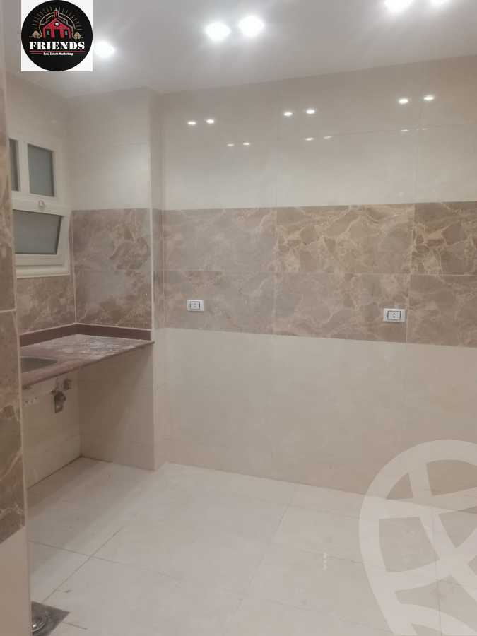 https://aqarmap.com.eg/ar/listing/5664596-for-sale-cairo-6th-of-october-el-ahyaa-neighborhood-3rd-street-6