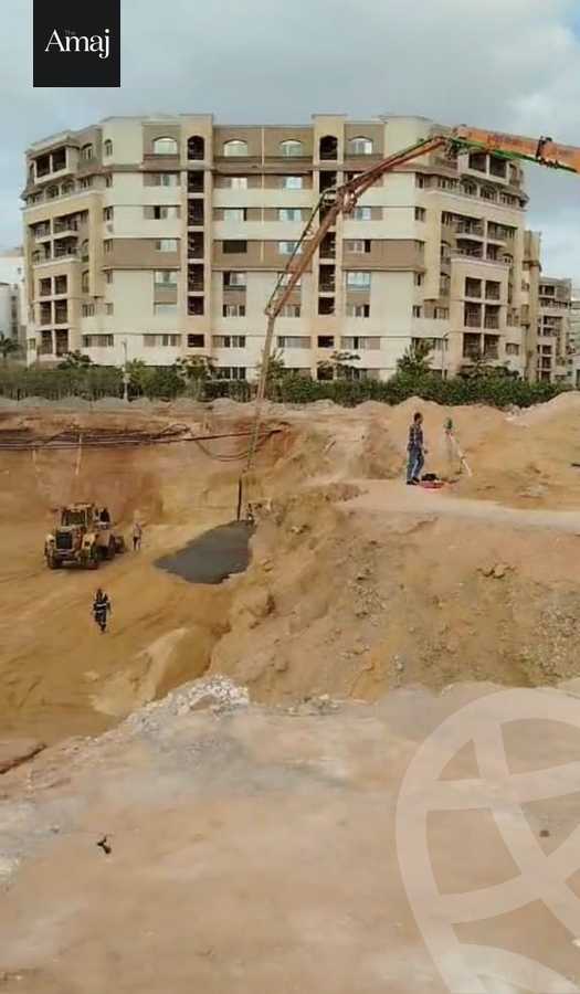 https://aqarmap.com.eg/en/listing/5393378-for-sale-cairo-new-administrative-capital-r3-capital-square-mall-rayn