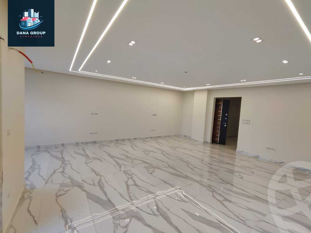 https://aqarmap.com.eg/en/listing/6005803-for-sale-cairo-el-sheikh-zayed-city-compounds-el-khamayel