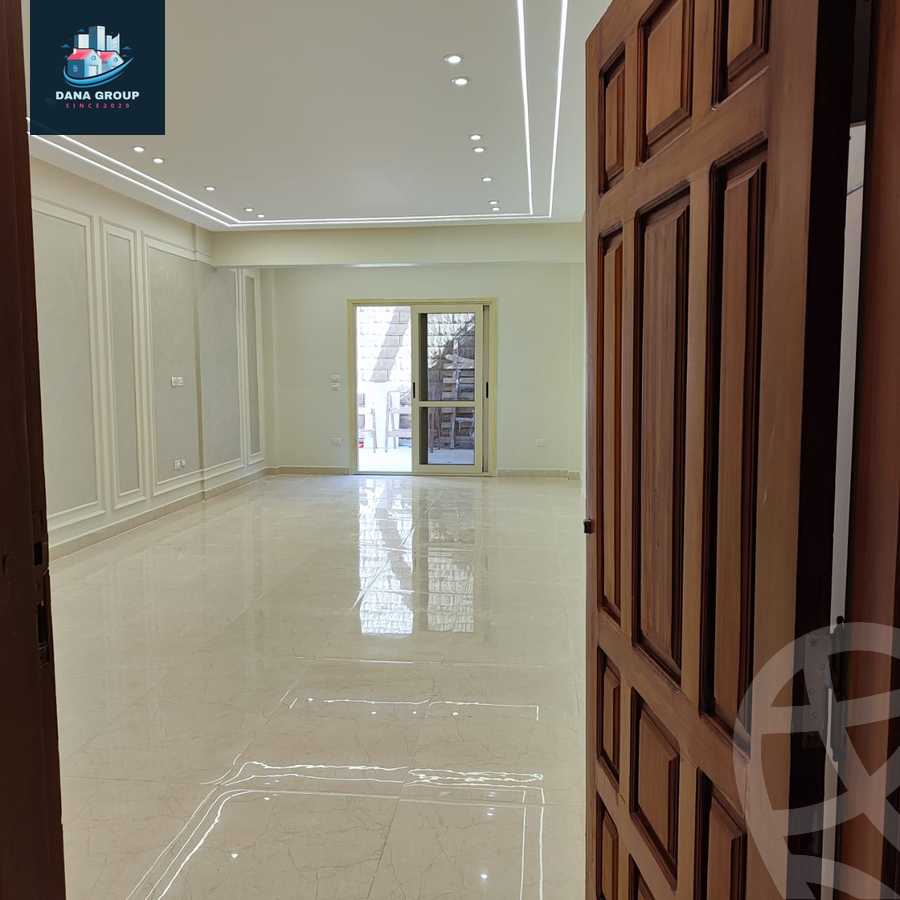 https://aqarmap.com.eg/ar/listing/5409147-for-sale-cairo-el-sheikh-zayed-city-compounds-el-khamayel