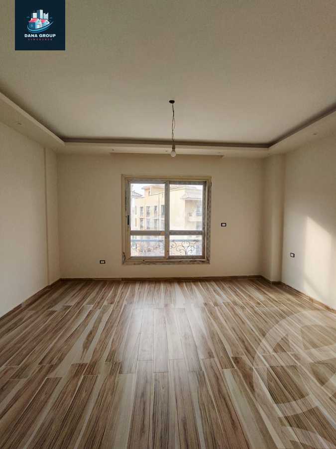 https://aqarmap.com.eg/en/listing/5328376-for-sale-cairo-el-sheikh-zayed-city-compounds-el-khamayel