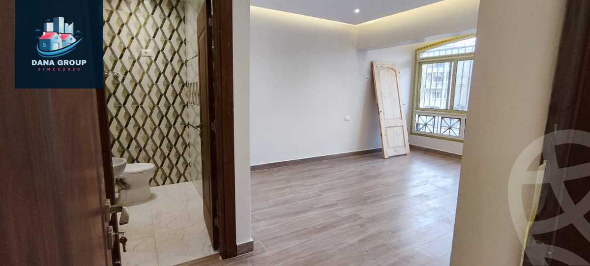 https://aqarmap.com.eg/en/listing/5973404-for-sale-cairo-el-sheikh-zayed-city-compounds-el-khamayel