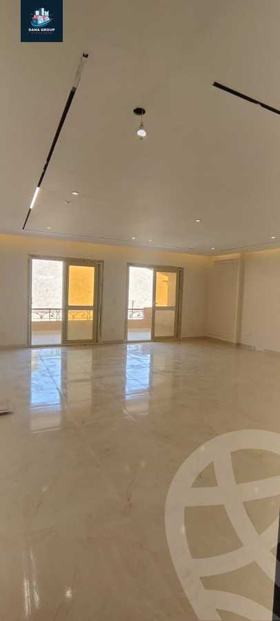 https://aqarmap.com.eg/en/listing/5987837-for-sale-cairo-el-sheikh-zayed-city-compounds-el-khamayel