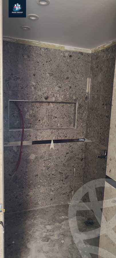 https://aqarmap.com.eg/en/listing/6005614-for-sale-cairo-el-sheikh-zayed-city-compounds-el-khamayel