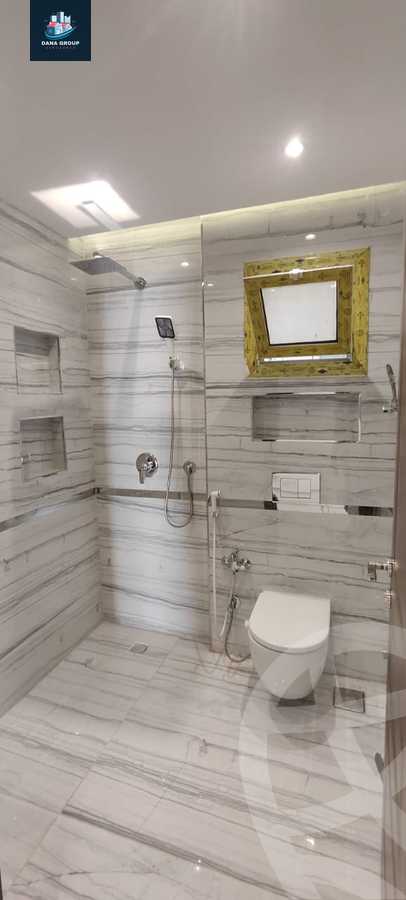https://aqarmap.com.eg/ar/listing/6159395-for-sale-cairo-el-sheikh-zayed-city-compounds-el-khamayel