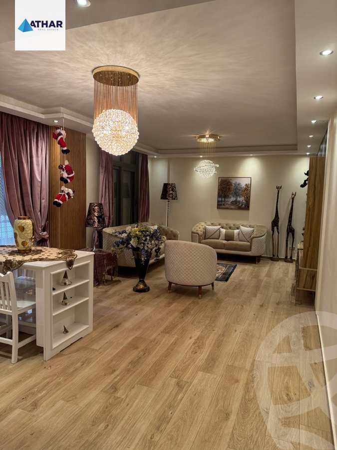https://aqarmap.com.eg/ar/listing/5413185-for-sale-cairo-new-cairo-compounds-moon-valley
