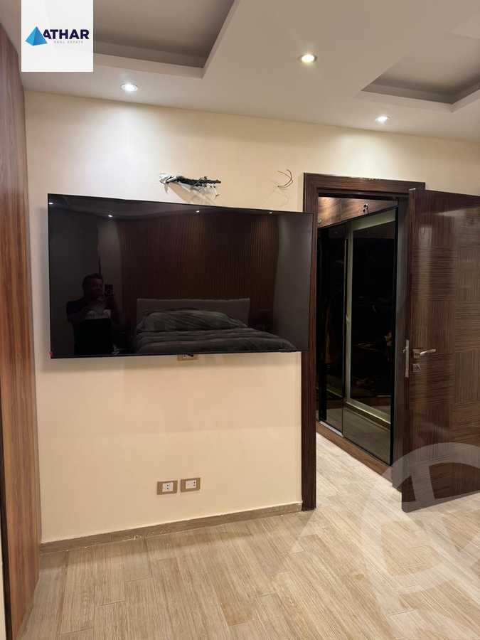 https://aqarmap.com.eg/ar/listing/5413185-for-sale-cairo-new-cairo-compounds-moon-valley