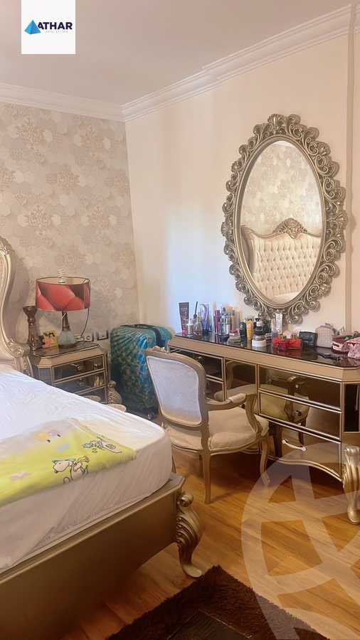 https://aqarmap.com.eg/en/listing/5443591-for-sale-cairo-new-cairo-compounds-jyd
