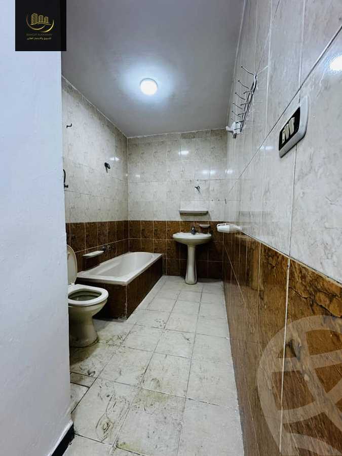 https://aqarmap.com.eg/en/listing/5257028-for-sale-alexandria-mntq-fr-y-blskndry-el-kilo-21