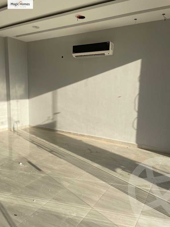 https://aqarmap.com.eg/ar/listing/4076522-for-rent-cairo-el-sheikh-zayed-city-compounds-in-sheikh-zayed-beverly-hills