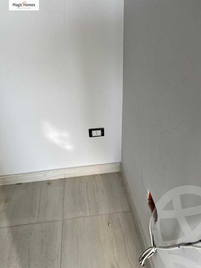 https://aqarmap.com.eg/ar/listing/4076522-for-rent-cairo-el-sheikh-zayed-city-compounds-in-sheikh-zayed-beverly-hills