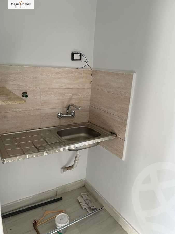 https://aqarmap.com.eg/ar/listing/4076522-for-rent-cairo-el-sheikh-zayed-city-compounds-in-sheikh-zayed-beverly-hills