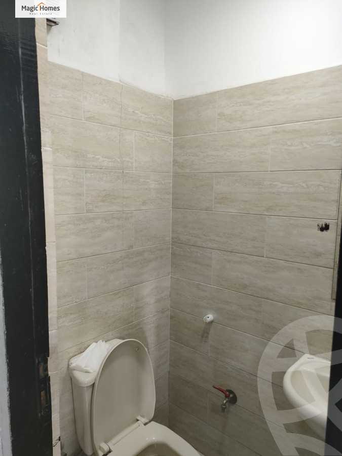 https://aqarmap.com.eg/ar/listing/4076522-for-rent-cairo-el-sheikh-zayed-city-compounds-in-sheikh-zayed-beverly-hills