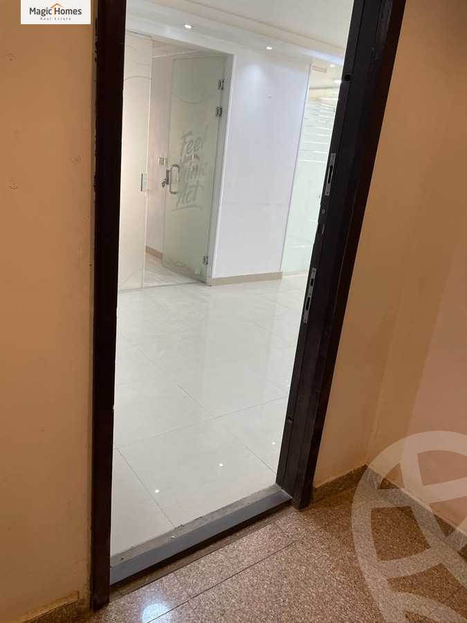 https://aqarmap.com.eg/en/listing/4180738-for-rent-cairo-el-maadi-autostrad