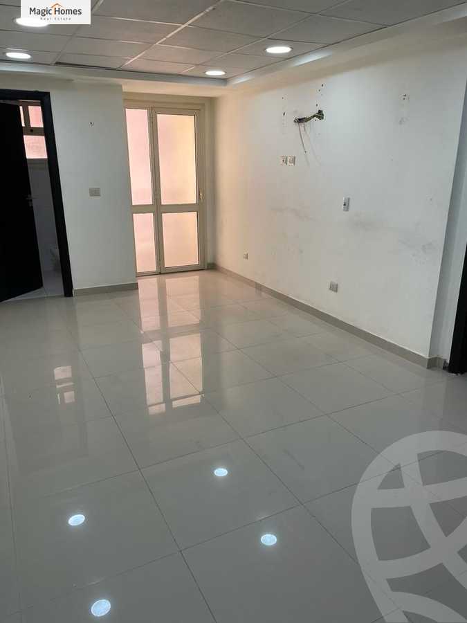 https://aqarmap.com.eg/ar/listing/4541989-for-sale-cairo-el-maadi-zahraa-el-maadi-zahraa-el-maadi-st