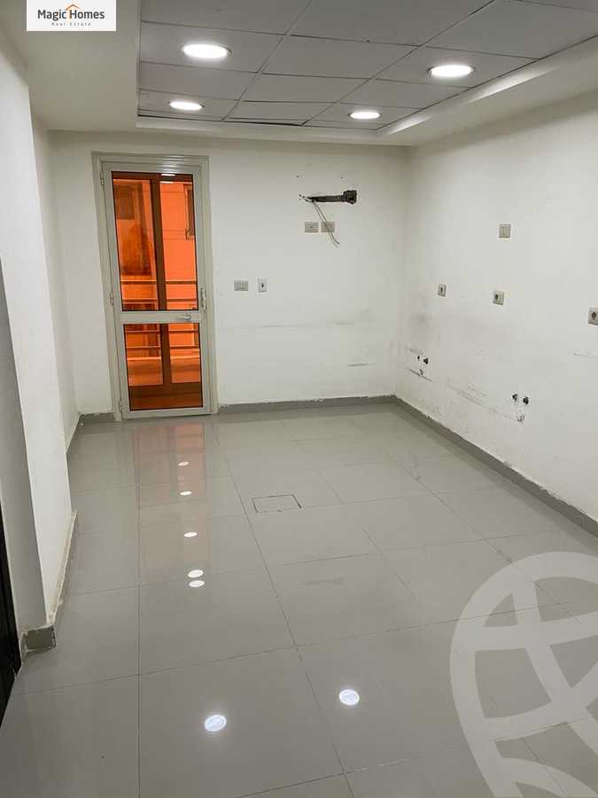 https://aqarmap.com.eg/ar/listing/4541989-for-sale-cairo-el-maadi-zahraa-el-maadi-zahraa-el-maadi-st