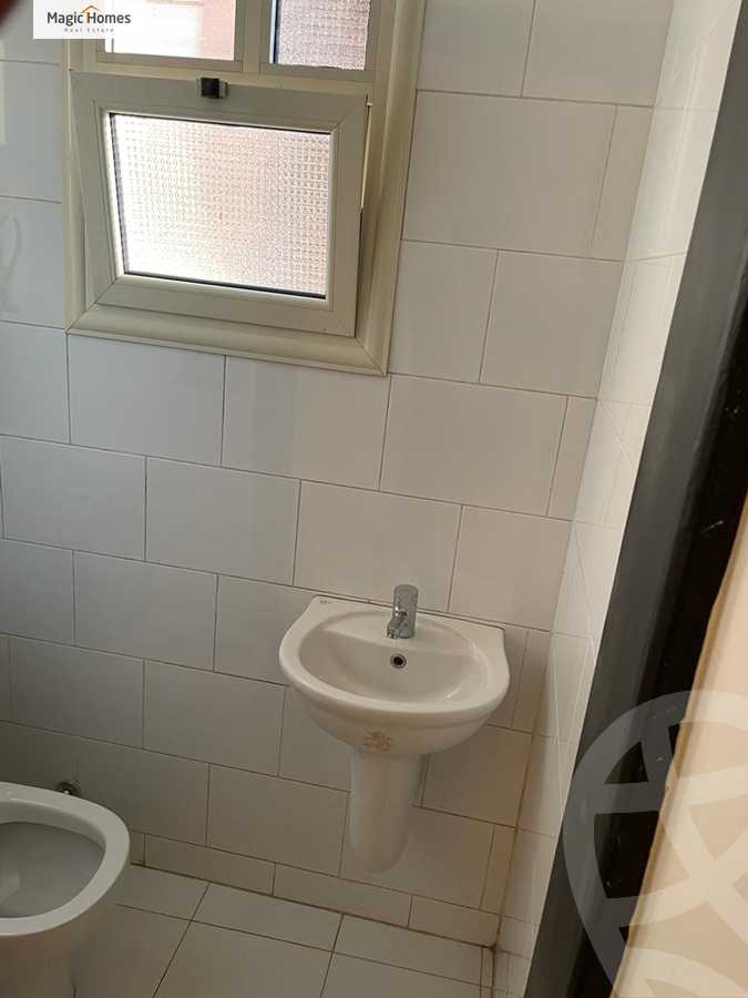 https://aqarmap.com.eg/ar/listing/4541989-for-sale-cairo-el-maadi-zahraa-el-maadi-zahraa-el-maadi-st