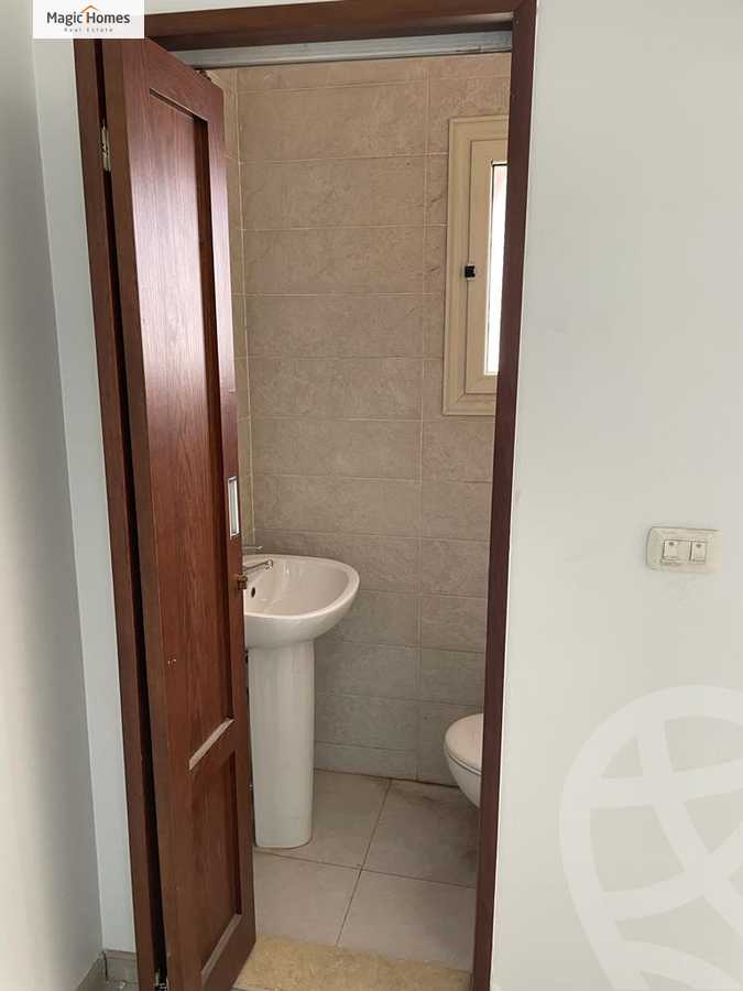 https://aqarmap.com.eg/ar/listing/5170970-for-sale-cairo-el-maadi-zahraa-el-maadi-zahraa-el-maadi-st