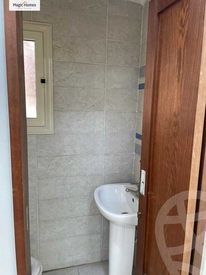 https://aqarmap.com.eg/ar/listing/5170970-for-sale-cairo-el-maadi-zahraa-el-maadi-zahraa-el-maadi-st