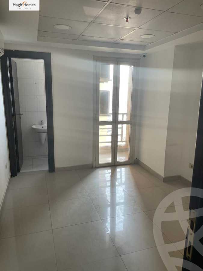 https://aqarmap.com.eg/ar/listing/5263141-for-rent-cairo-el-maadi-zahraa-el-maadi-zahraa-el-maadi-st