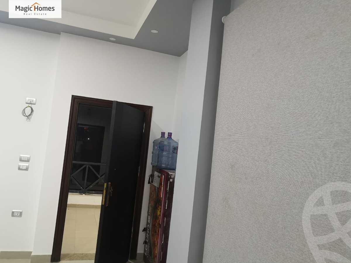 https://aqarmap.com.eg/ar/listing/5421461-for-sale-cairo-6th-of-october-garb-someed-neighborhood-1st