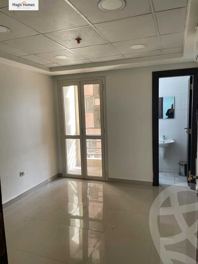 https://aqarmap.com.eg/ar/listing/5443560-for-sale-cairo-el-maadi-zahraa-el-maadi-zahraa-el-maadi-st