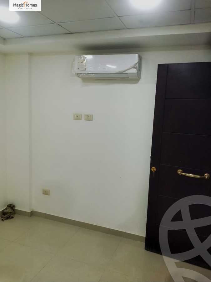https://aqarmap.com.eg/ar/listing/5814173-for-sale-cairo-el-maadi-zahraa-el-maadi-zahraa-el-maadi-st