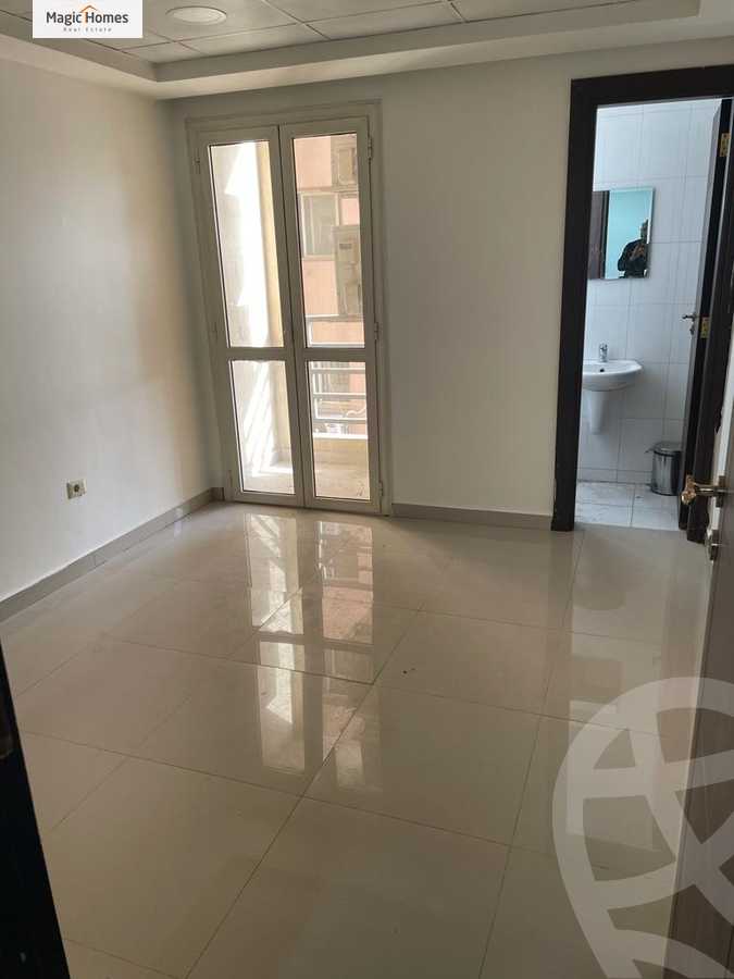 https://aqarmap.com.eg/ar/listing/6610307-for-sale-cairo-el-maadi-zahraa-el-maadi-zahraa-el-maadi-st