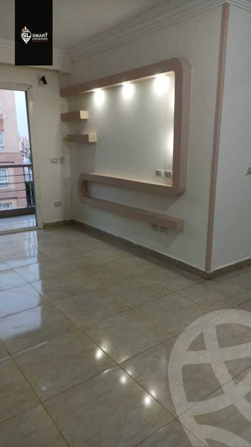 https://aqarmap.com.eg/ar/listing/5483530-for-sale-cairo-6th-of-october-hadaeq-october-kmbwnd-fy-hdyq-ktwbr-degla-gardens