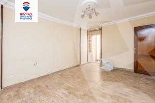https://aqarmap.com.eg/ar/listing/6162200-for-sale-alexandria-moharram-bey-el-rasafa-st