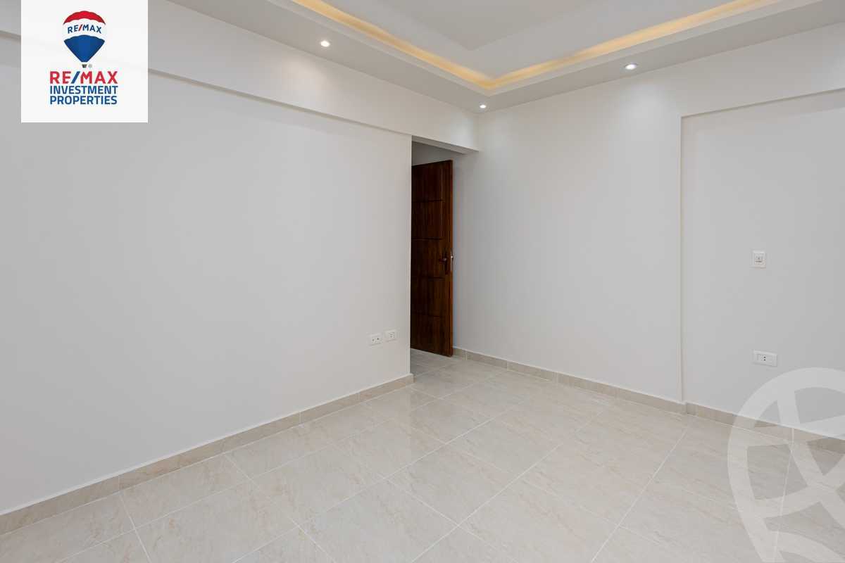 https://aqarmap.com.eg/ar/listing/6177726-for-sale-alexandria-miami-khld-bn-lwlyd