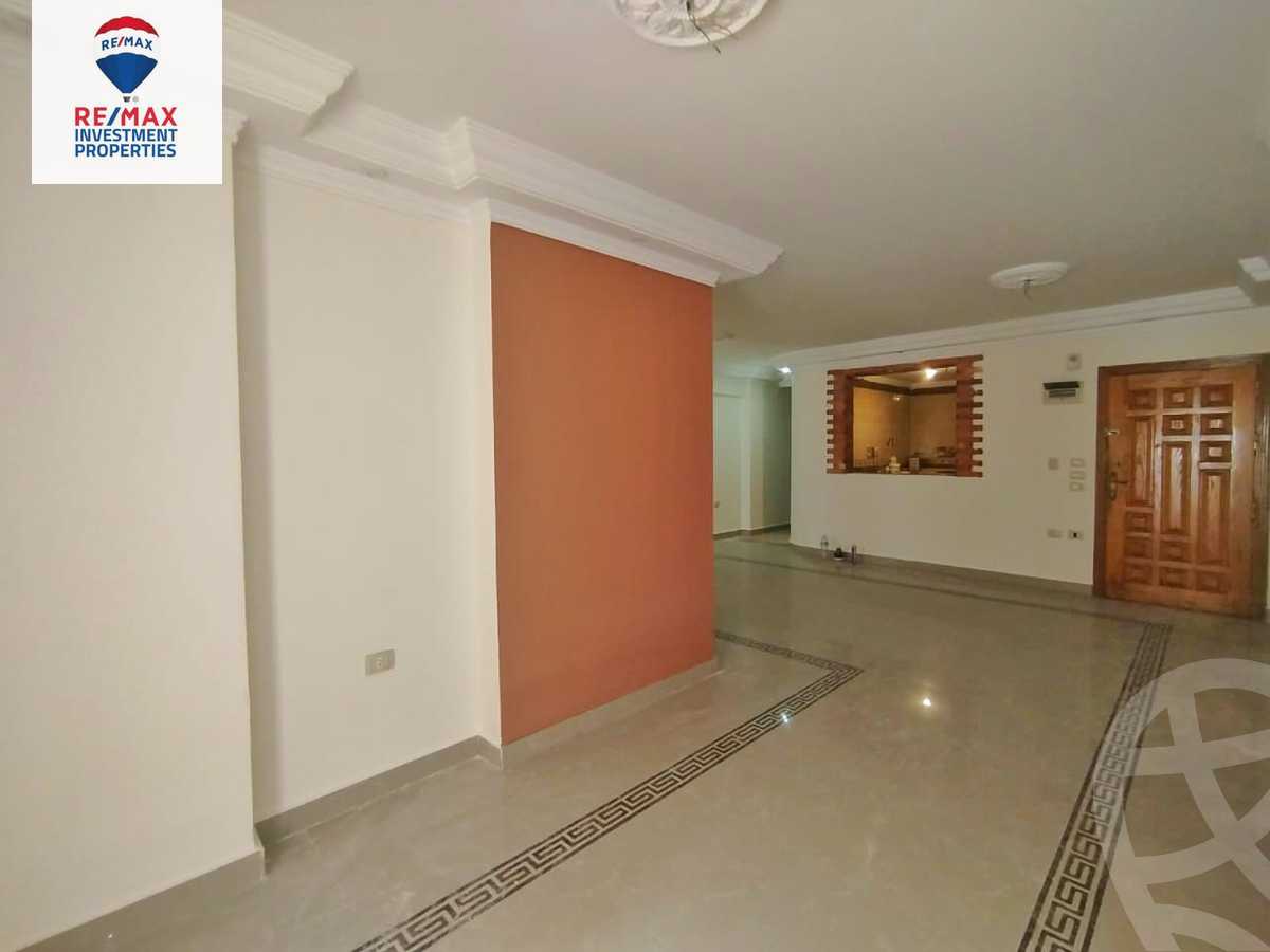 https://aqarmap.com.eg/ar/listing/6258718-for-sale-alexandria-camp-cesar-port-said-street