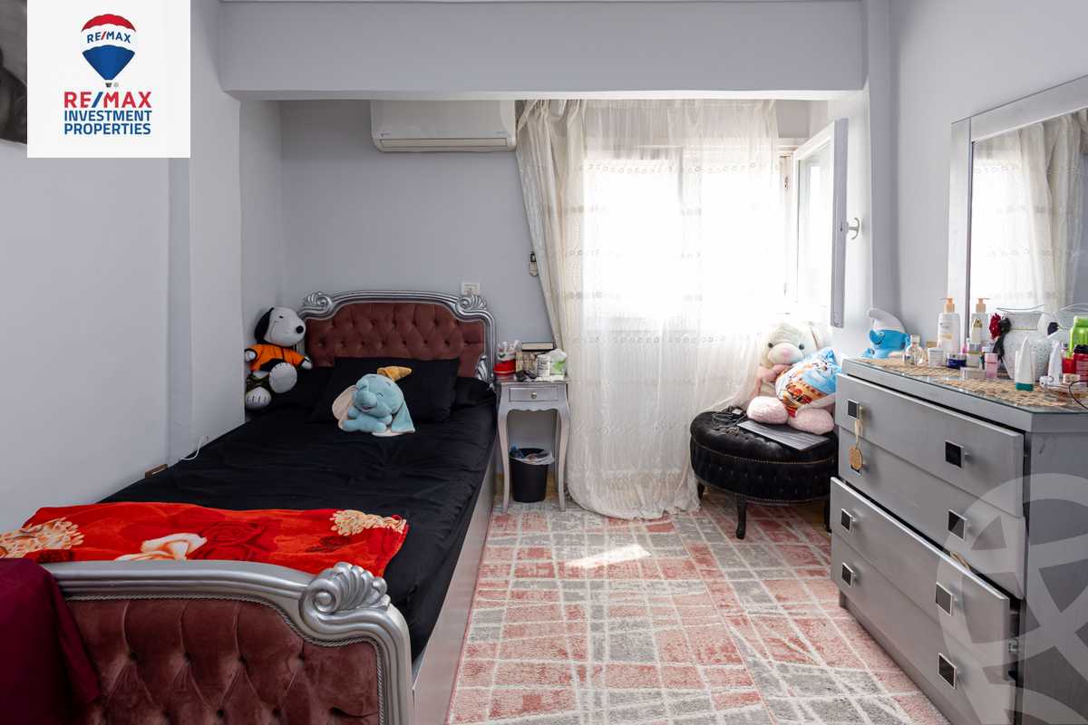 https://aqarmap.com.eg/ar/listing/6259877-for-sale-alexandria-bolekly-abd-el-salam-aref-st
