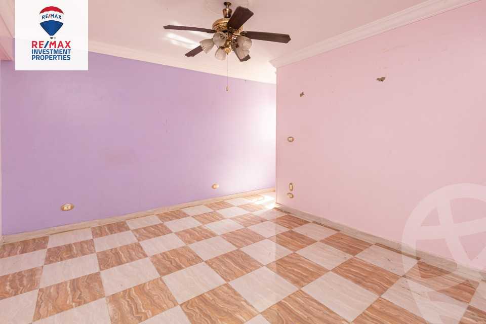 https://aqarmap.com.eg/ar/listing/6328826-for-sale-alexandria-sydy-bshr-sydy-bshr-bhry-mohamed-el-srafi-st.