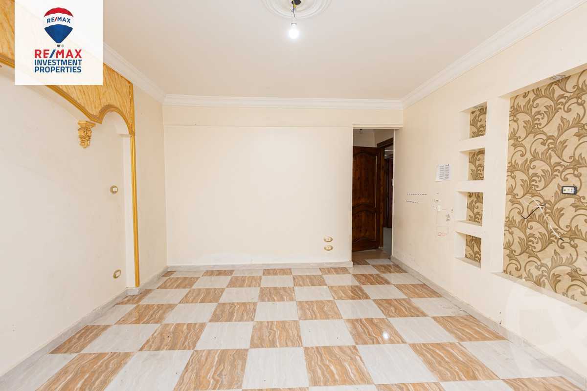https://aqarmap.com.eg/ar/listing/6328826-for-sale-alexandria-sydy-bshr-sydy-bshr-bhry-mohamed-el-srafi-st.