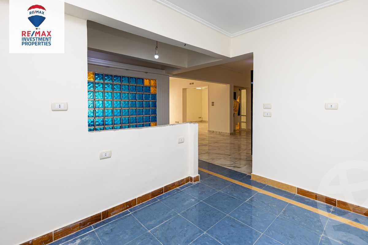 https://aqarmap.com.eg/en/listing/6330956-for-sale-alexandria-roshdy-roushdy-st