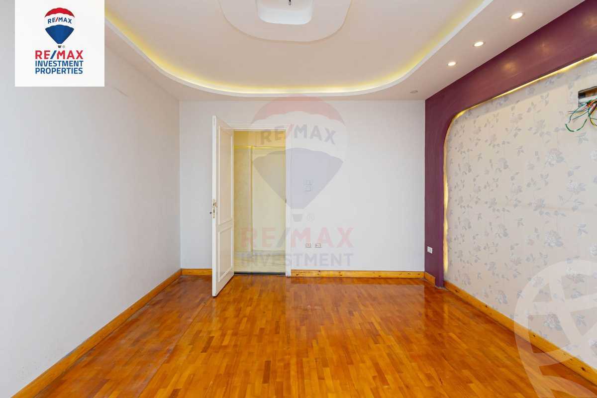 https://aqarmap.com.eg/ar/listing/6334946-for-sale-alexandria-kafr-abdo-shr-lsyd-skyn-bnt-lhsyn
