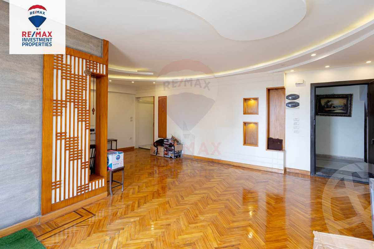 https://aqarmap.com.eg/ar/listing/6334946-for-sale-alexandria-kafr-abdo-shr-lsyd-skyn-bnt-lhsyn