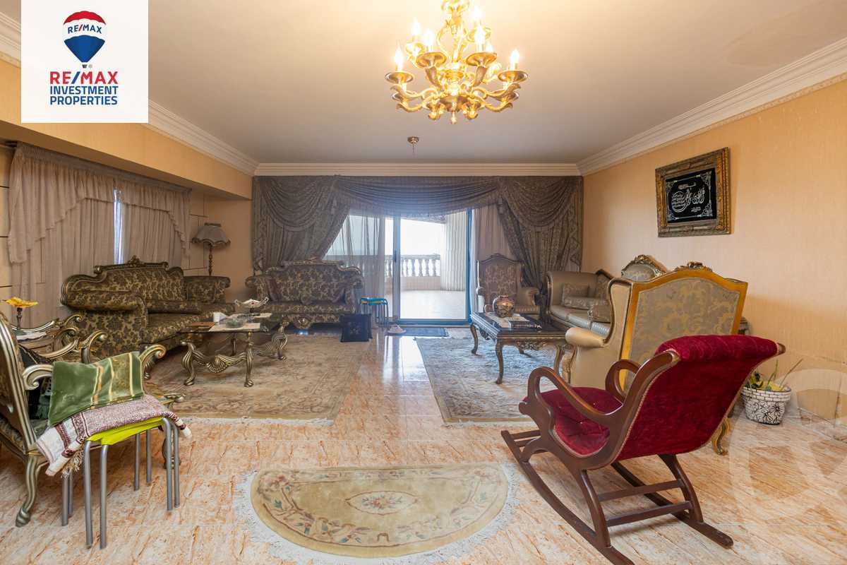 https://aqarmap.com.eg/ar/listing/6359253-for-sale-alexandria-camp-cesar-el-gaish-rd