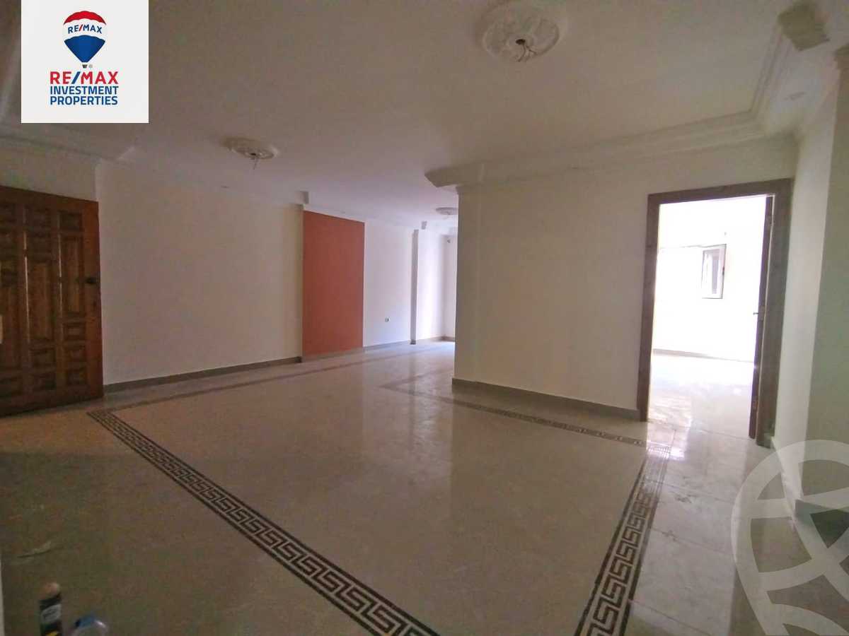 https://aqarmap.com.eg/en/listing/6379743-for-sale-alexandria-camp-cesar-port-said-street